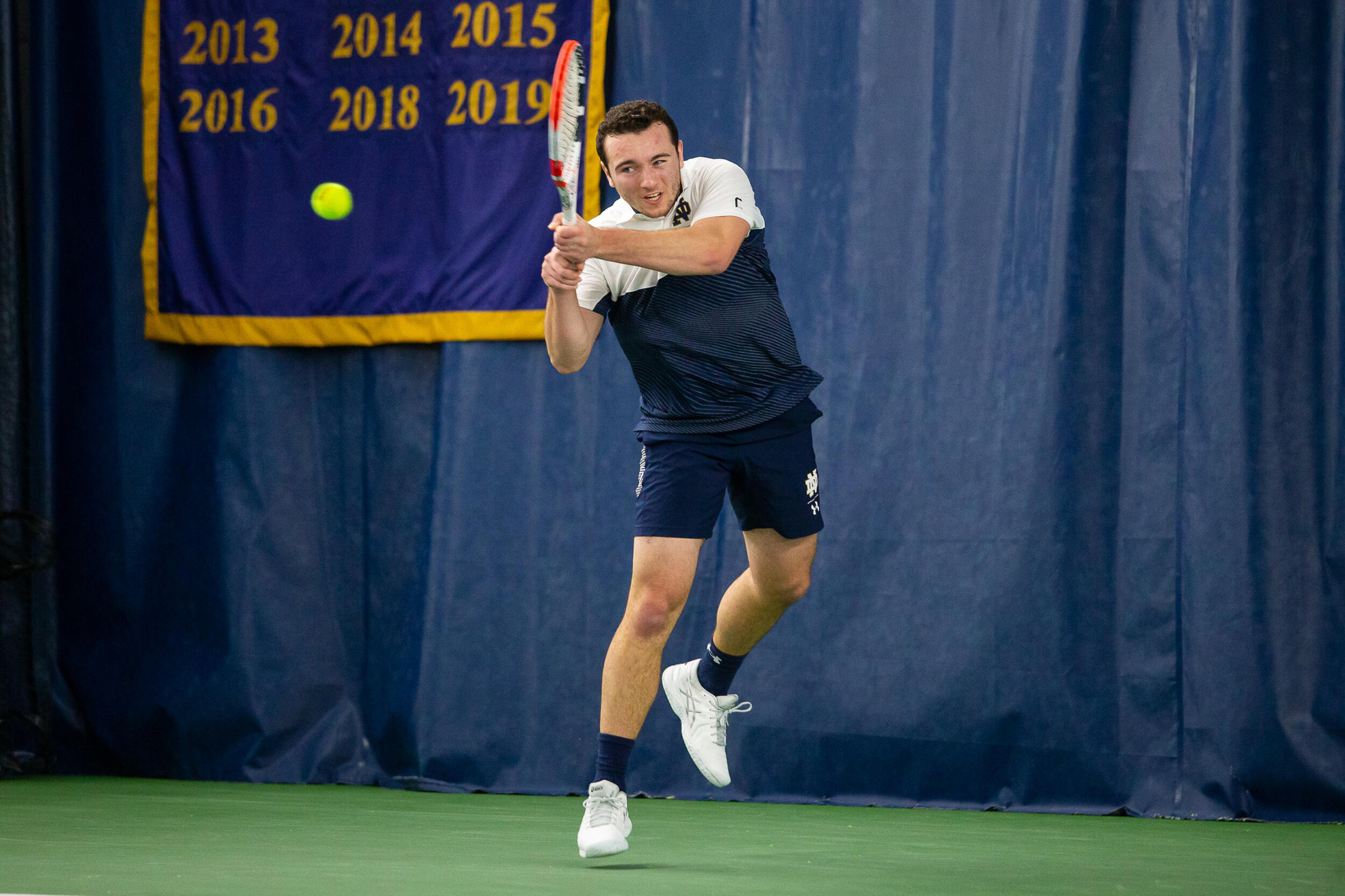 Fighting Irish Take On Fighting Illini In a Saturday Road Matchup Fighting Irish Take On Fighting Illini In a Saturday Road Matchup