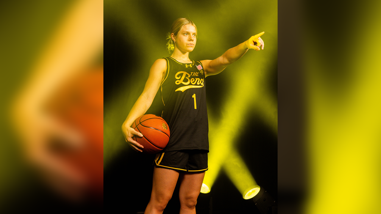 Notre Dame Fighting Irish - Official Athletics Website