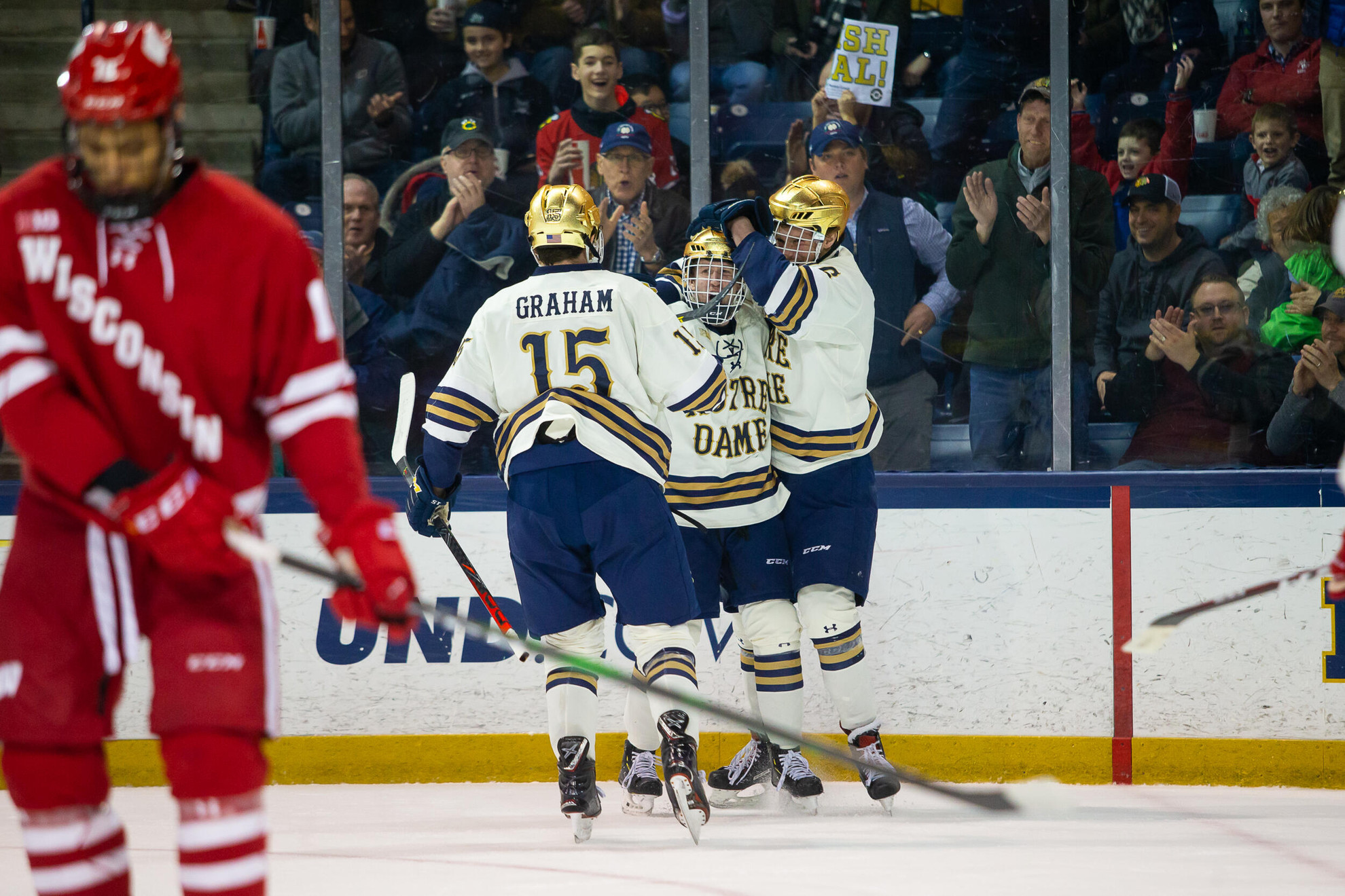 Steeves Leads Irish Past Badgers, 5-2 Steeves Leads Irish Past Badgers, 5-2