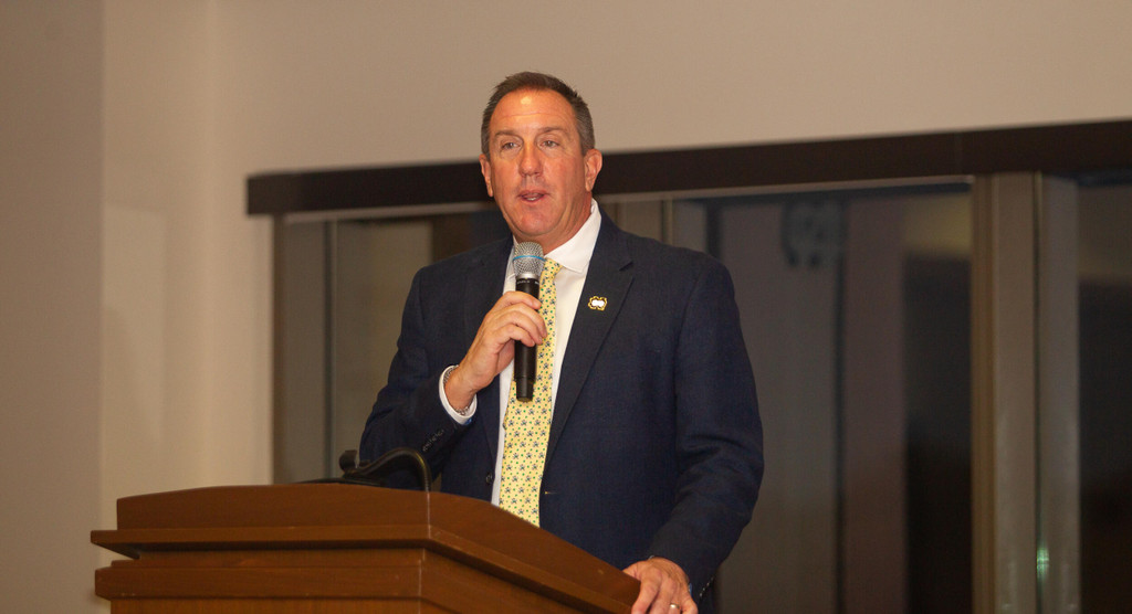 Notre Dame Fighting Irish - Official Athletics Website