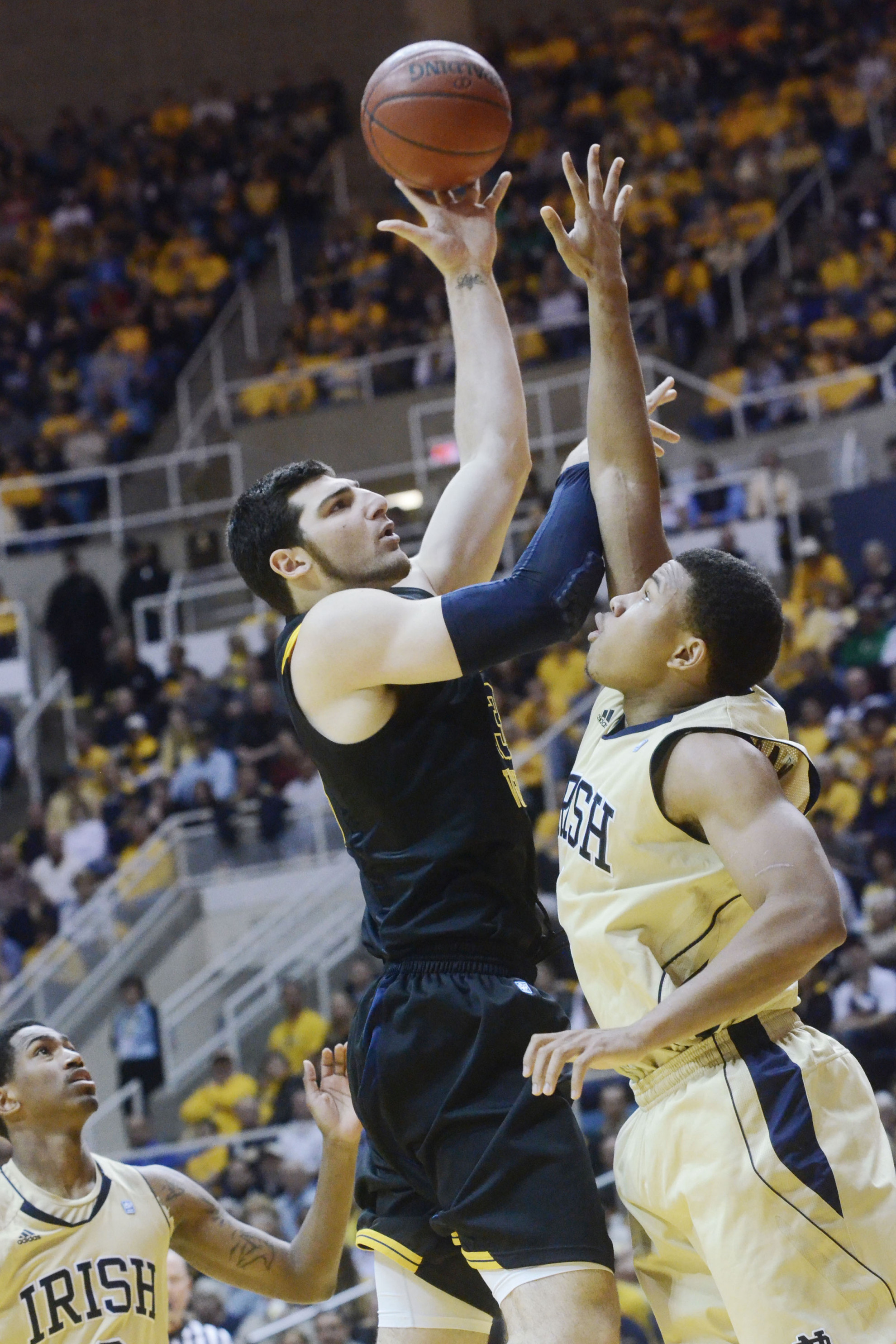 No. 8 Irish Upset By West Virginia, 72-58 Notre Dame West Virginia Basketball