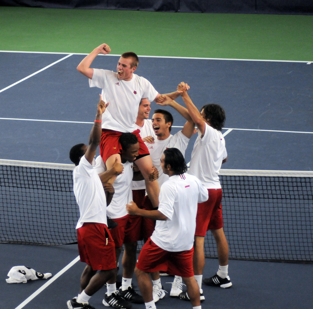 Irish Fall to Louisville in Big East Championships