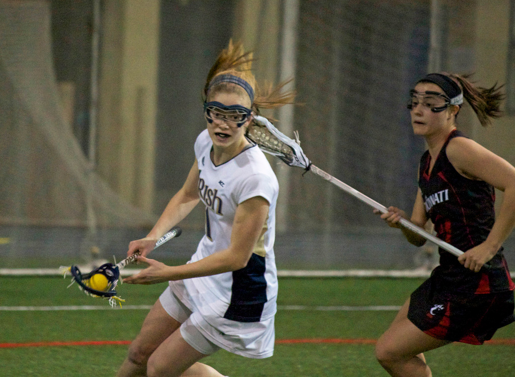 Women's Lacrosse Beats Cincinnati, 25-1