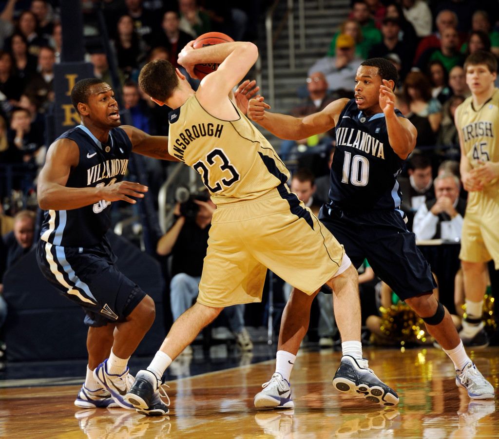 High Scoring Leads No. 8 Irish Past No. 19 Villanova, 93-72 (AP)