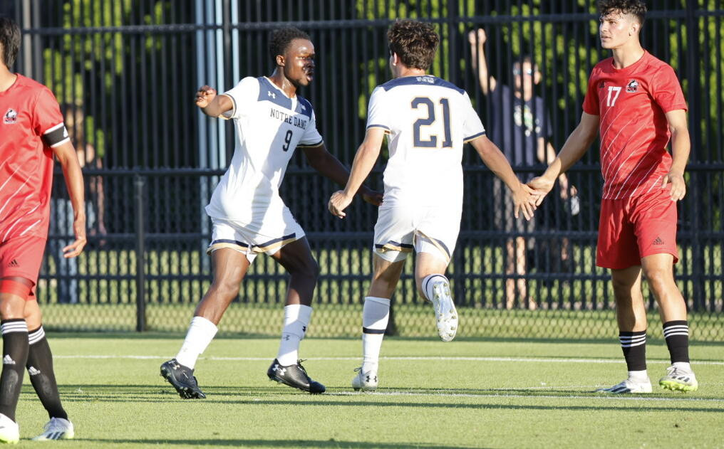 Irish Shutout Huskies In 1-0 Victory To Remain Unbeaten Irish Shutout Huskies In 1-0 Victory To Remain Unbeaten
