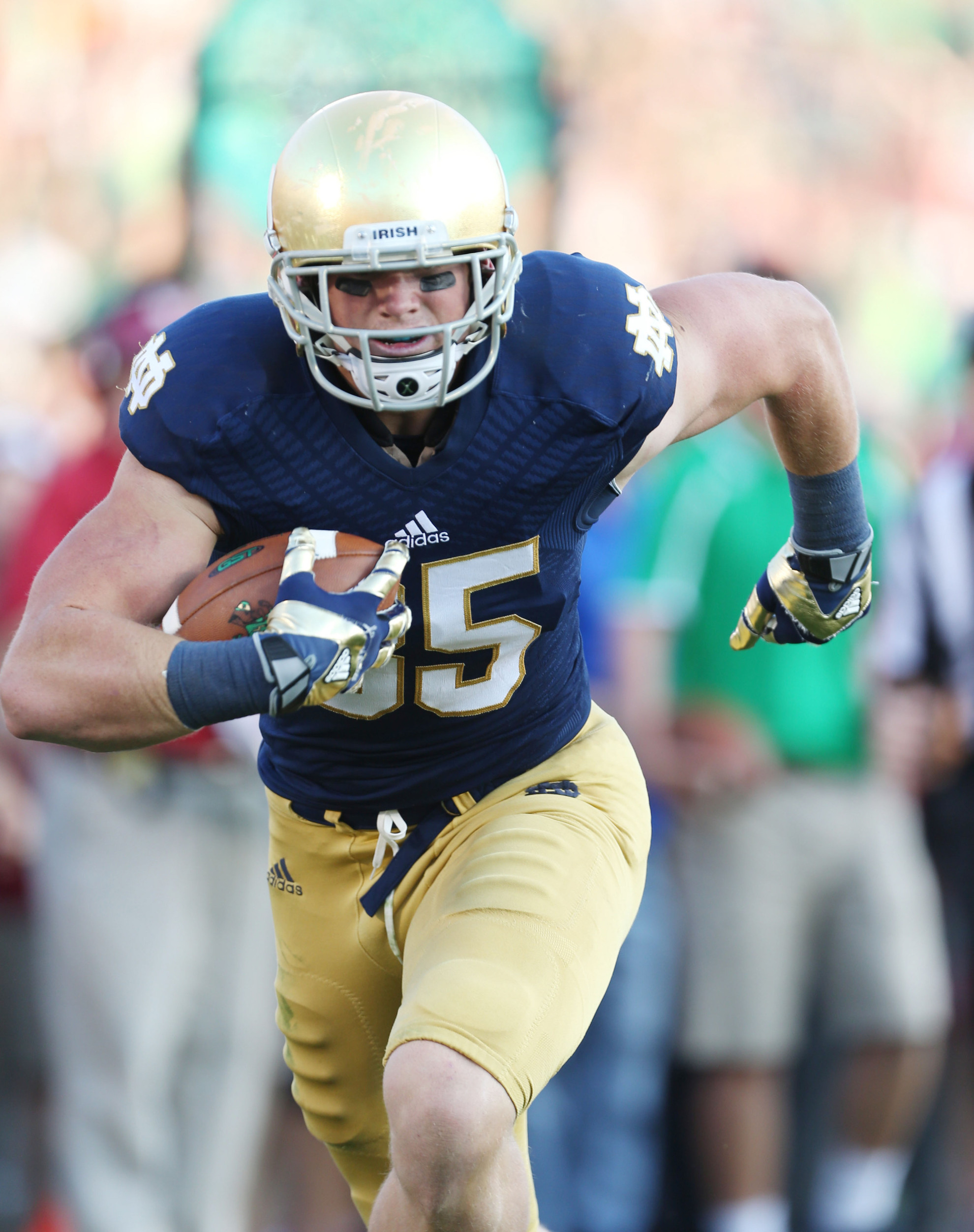 Notre Dame Meets #22 Arizona State Saturday In Texas Tight end Troy Niklas (85) scoring a touchdown last week against the Oklahoma Sooners. Mandatory Credit: Brian Spurlock-USA TODAY Sports