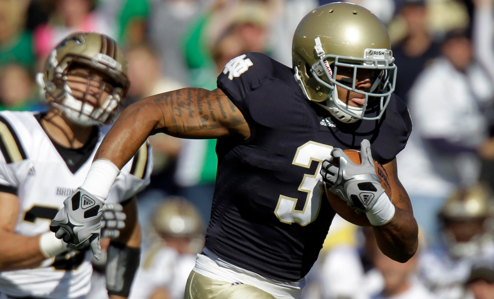 Irish Fly By Western Michigan, 44-20 W Michigan Notre Dame Football