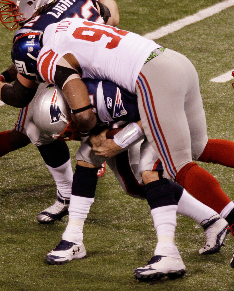 Justin Tuck & Sergio Brown at Super Bowl XLVI (AP)