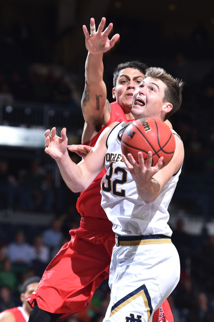 Notre Dame 92, Seattle 49