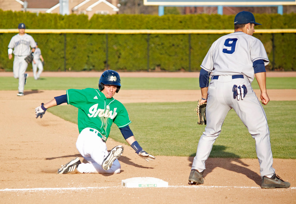 4/26 Baseball vs Connecticut