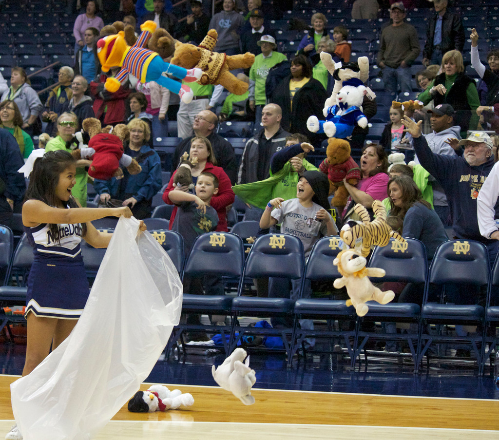 12/8 W. Basketball vs Utah State