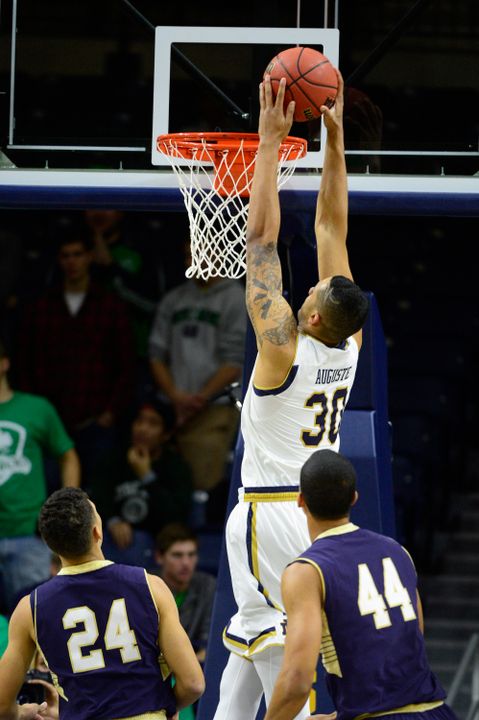 Zach Auguste averaged 19.5 points and 5.5 rebounds in Notre Dame's two wins to start the season.