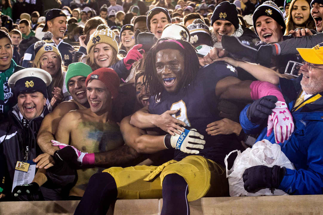 Jaylon Smith led the Irish with 14 tackles against USC.