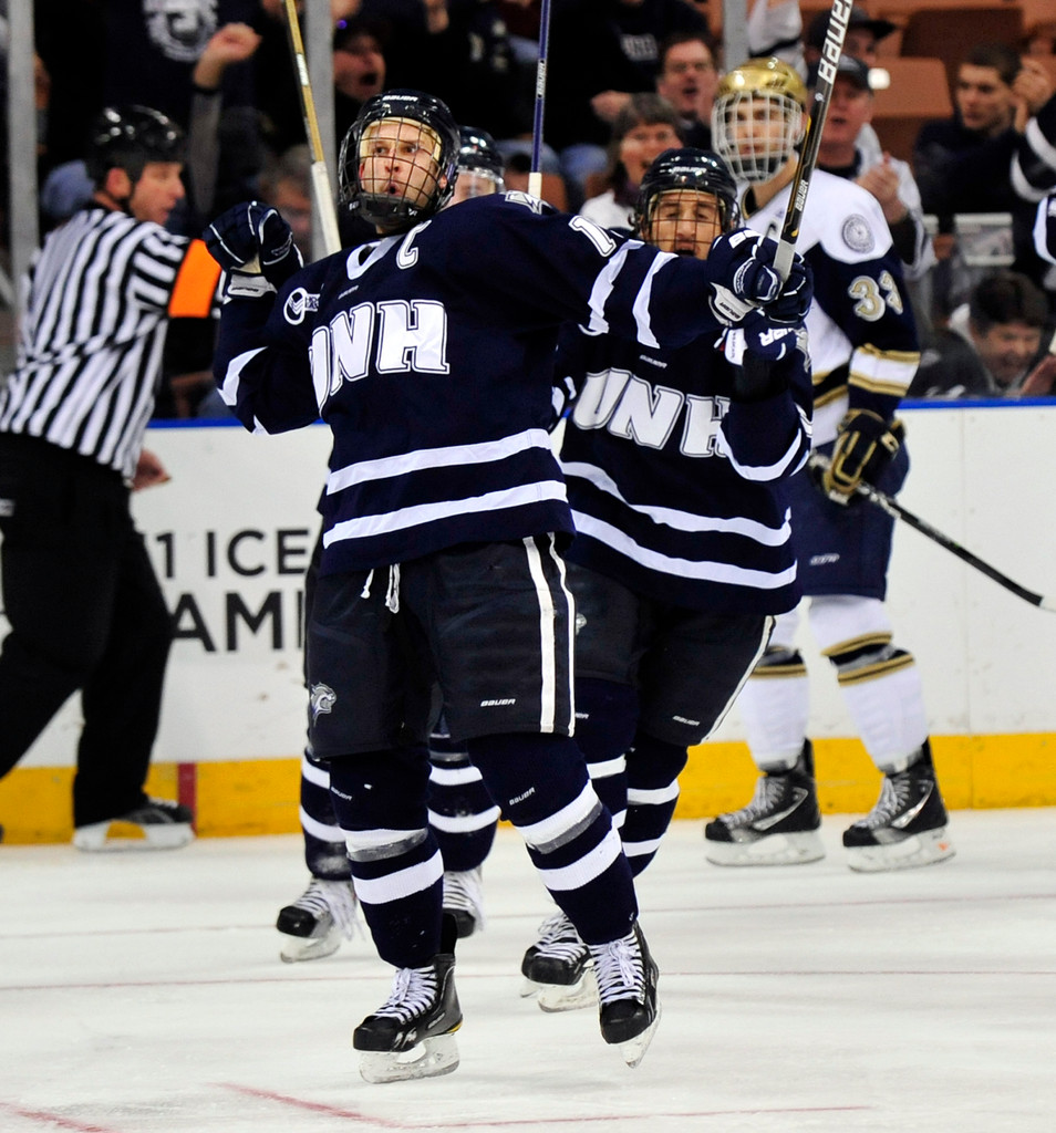 Irish Top New Hampshire 2-1 in NCAA Quarterfinals (AP)