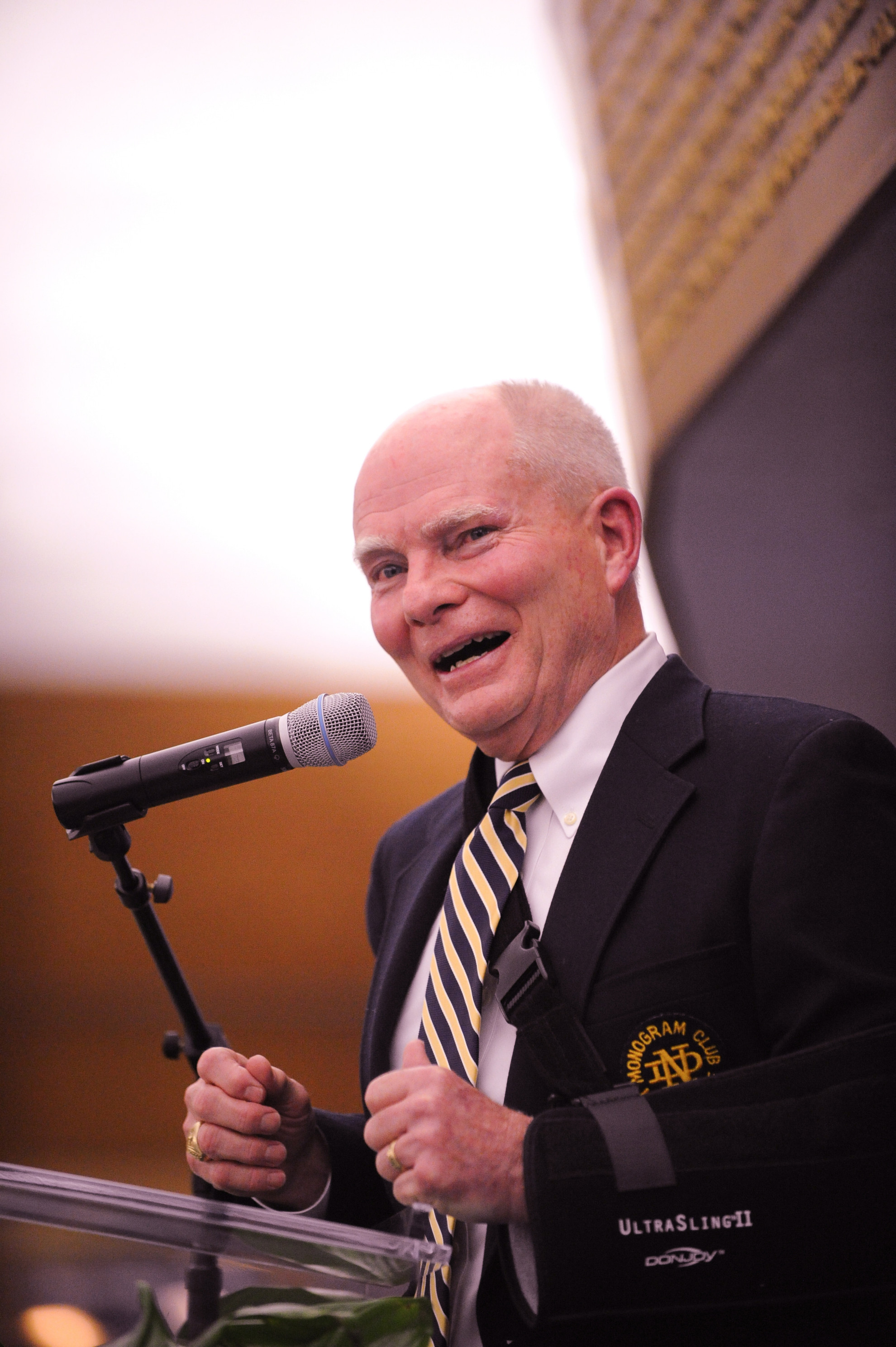 Joe Kernan (’68) Receives Distinguished Service Award At 2012 Annual Dinner Kernan ('68) received the Monogram Club's Moose Krause Distinguished Service Award this past April.
