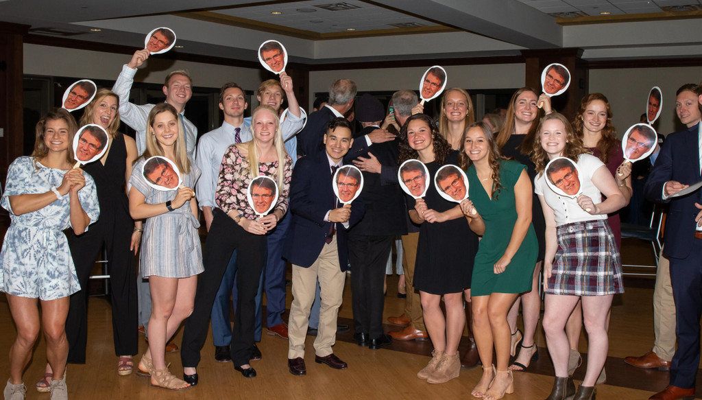 Notre Dame Fighting Irish - Official Athletics Website