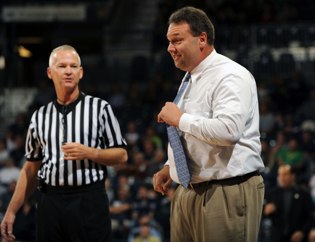 Irish Down Purple Aces in Season-Opener (AP)