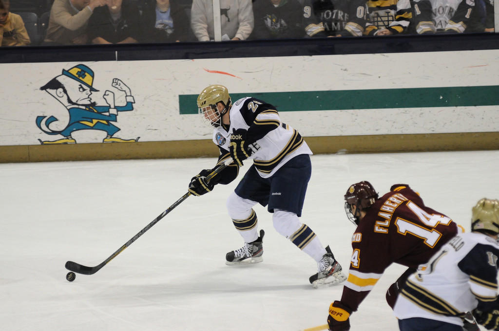 Notre Dame Men's Hockey vs Minnesota Duluth on 10-18-2012