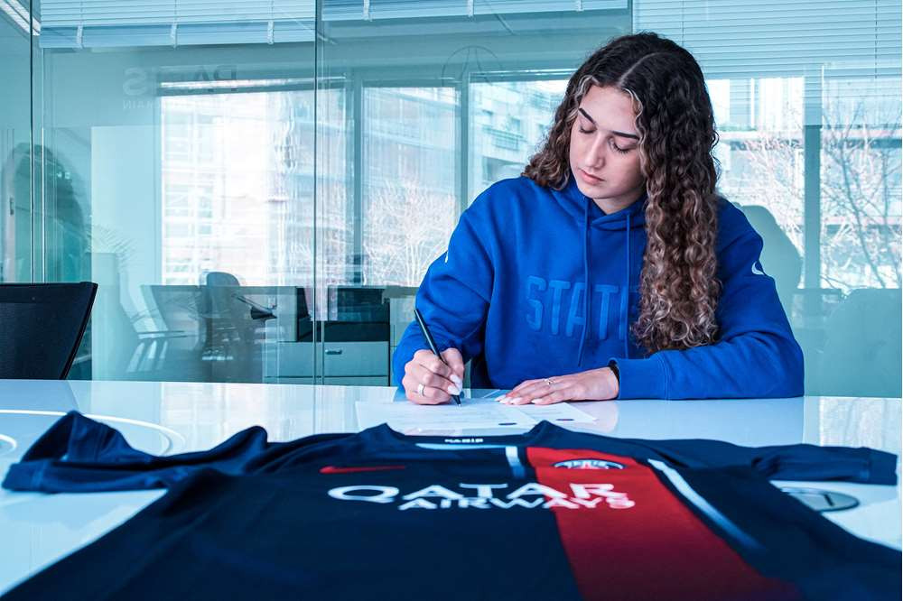 Gaetino Signs Pro Contract With PSG Gaetino Signs Pro Contract With PSG
