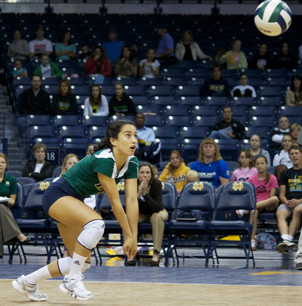 Volleyball Sweeps Georgetown