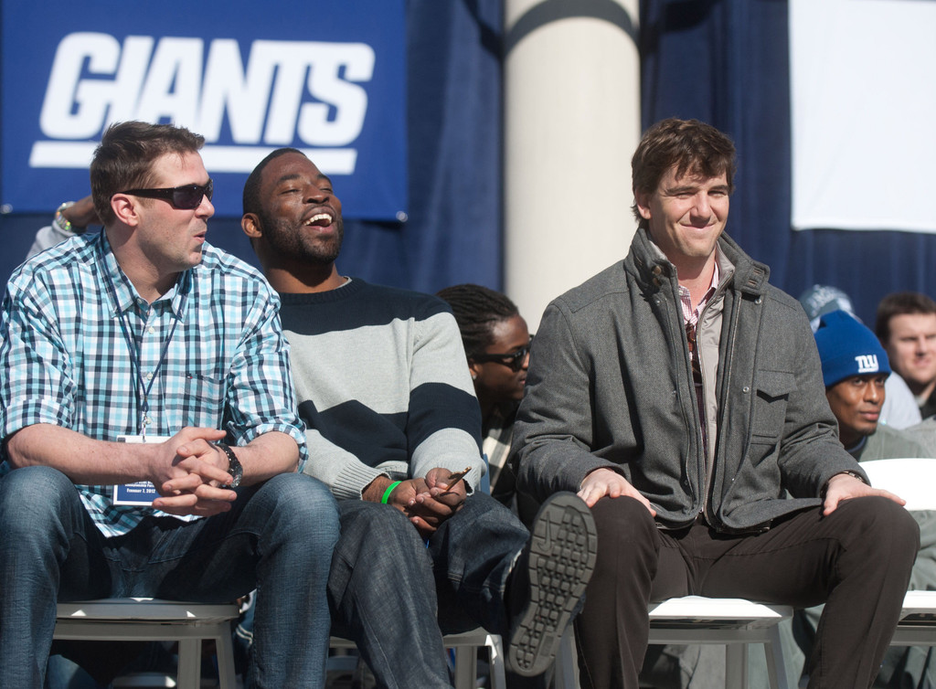 Justin Tuck & Sergio Brown at Super Bowl XLVI (AP)