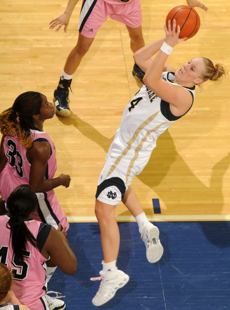 Irish Topples Pitt, 81-66