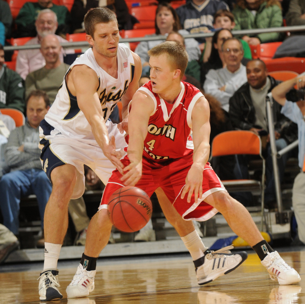 Irish Set School Record With 19 3-pointers In 102-76 Win (AP photos)