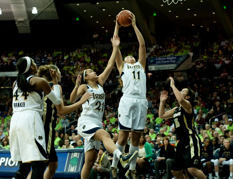 Notre Dame Women's Basketball powers over Purdue on 12-29-12
