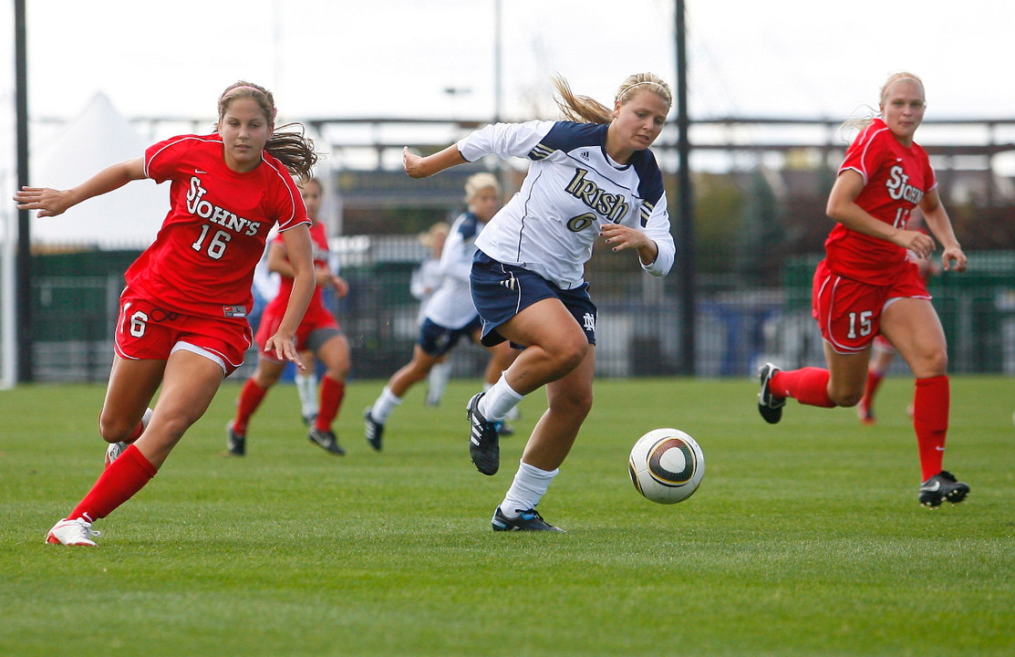 With two goals Sunday in  a 4-1 win over St. John's, junior forward Melissa Henderson became the first Notre Dame player in 12 years with three consecutive multi-goal matches.