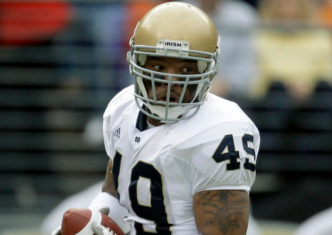 Irish Defeat Midshipmen, 27-21 Notre Dame Navy Football