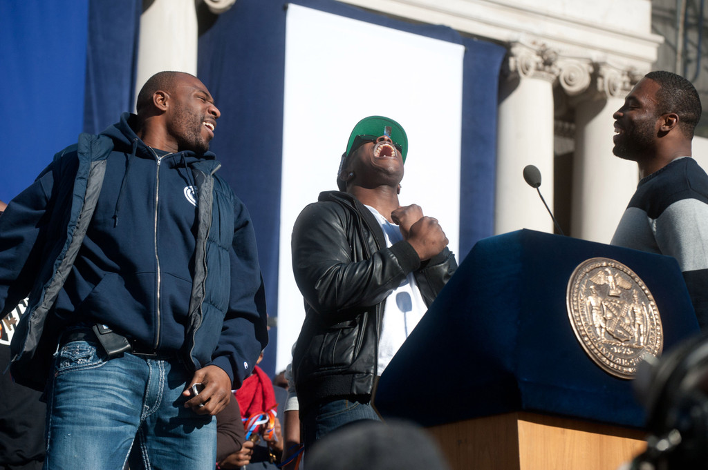Justin Tuck & Sergio Brown at Super Bowl XLVI (AP)