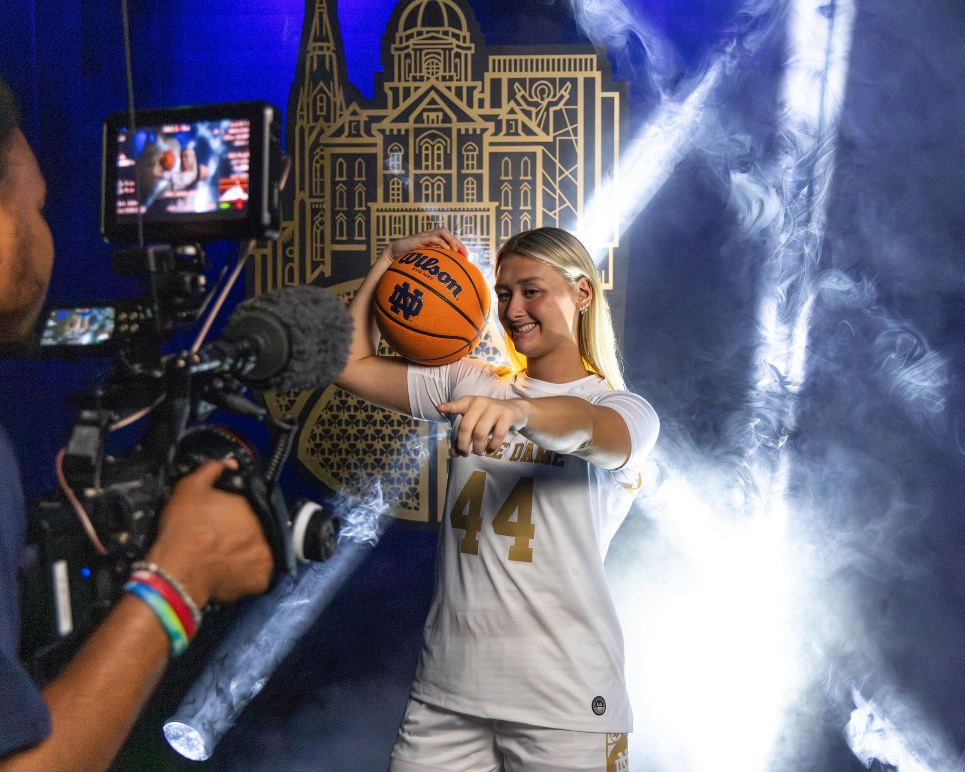 Irish Ink Five-Star Forward Leah Macy Irish Ink Five-Star Forward Leah Macy