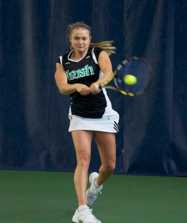 Monica Robinson advances in both the doubles and singles brackets on Sunday at the USTA/ITA Midwest Regional. She and partner Quinn Gleason will compete in Monday's doubles championship.