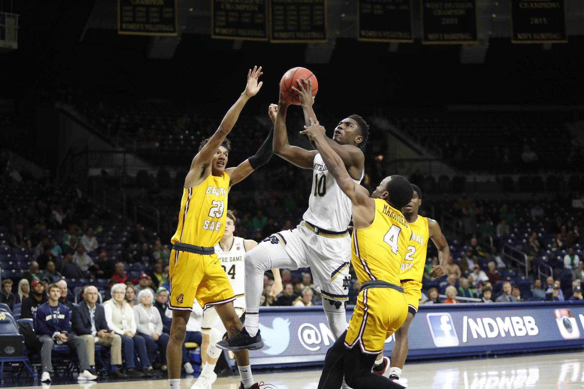 2018-19 Season And Gotham Classic Begins Versus UIC TJ Gibbs 110118