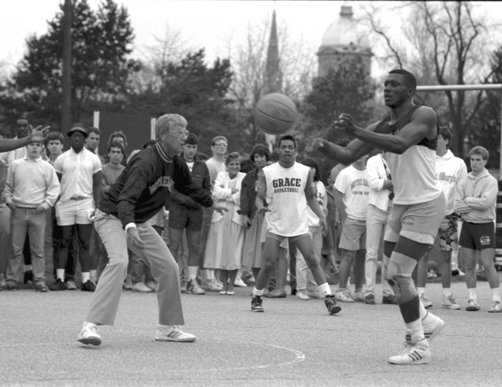 Notre Dame Fighting Irish - Official Athletics Website