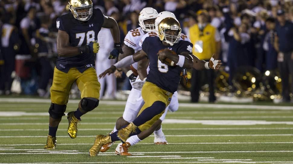 Malik Zaire passed for 313 yards (19-22) and three touchdowns in Saturday night's win.