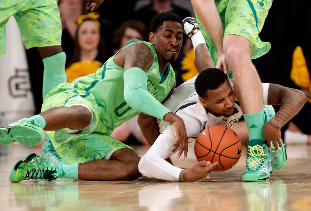 Notre Dame Beats Marquette, 73-65, to Reach BIG EAST Semis (AP)