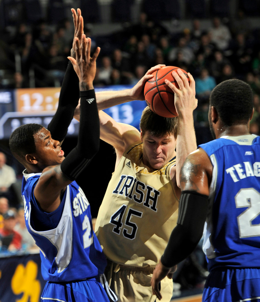 Martin's 3-Pointers Lead Irish to 93-74 Win Over Seton Hall (AP)