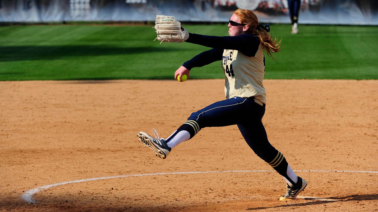 Senior Laura Winter became the first Notre Dame pitcher to win 100 games with her first career perfect game on Friday against Virginia