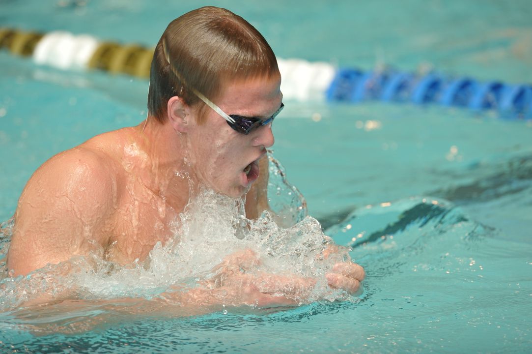 Notre Dame edged conference rival Pittsburgh Friday at the Rolfs Aquatic Center.