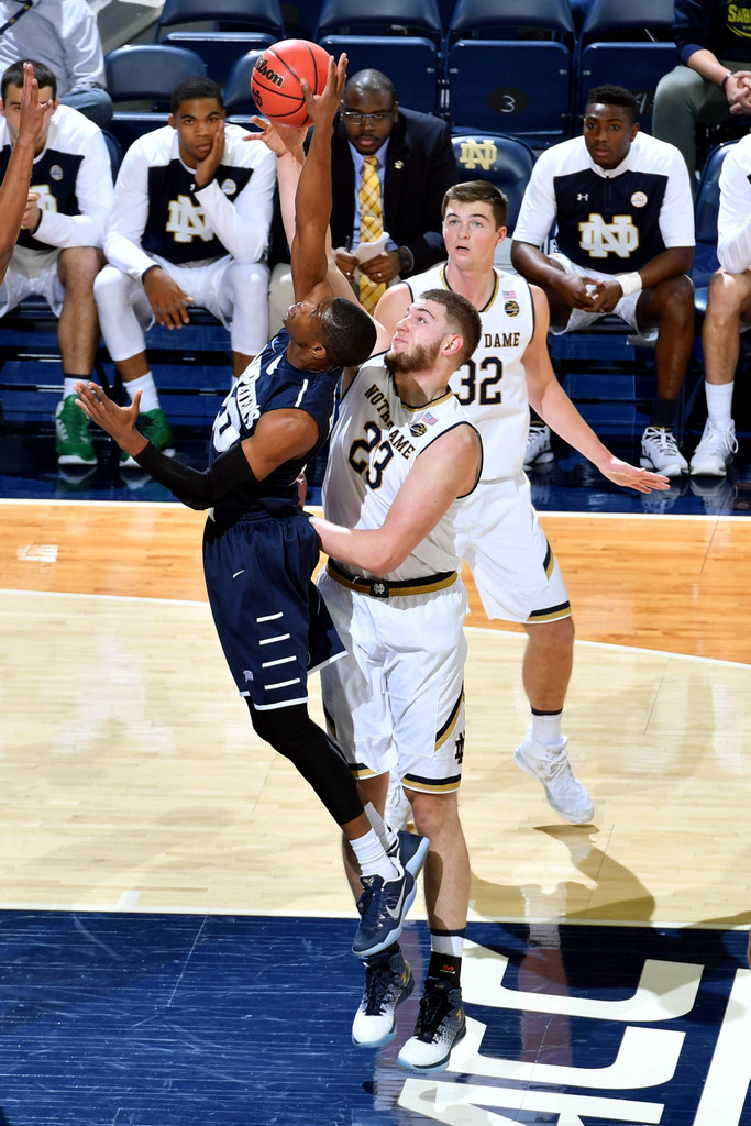 Notre Dame 63, Saint Peter's 55