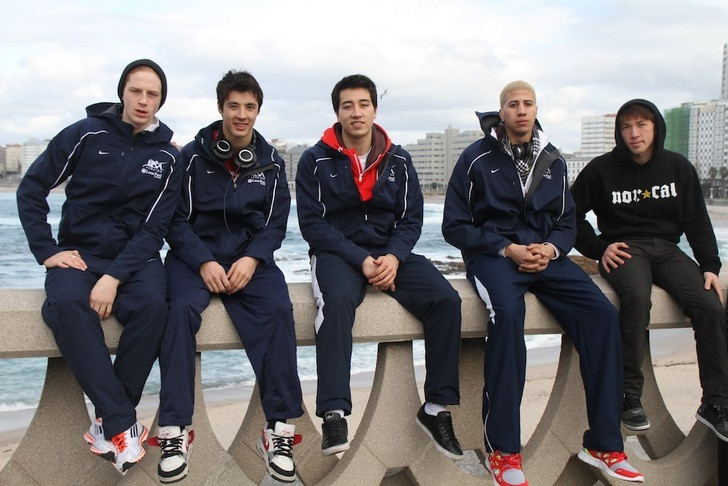 Fighting Irish Fencing Well Represented at Pan Ams Gerek Meinhardt, pictured here with Race imboden, Alex Massialas, Miles Chamley-Watson and David Willette, won his 3rd Pan Am title this past week and anchored the men's foil squad to an impressive 7th gold medal.