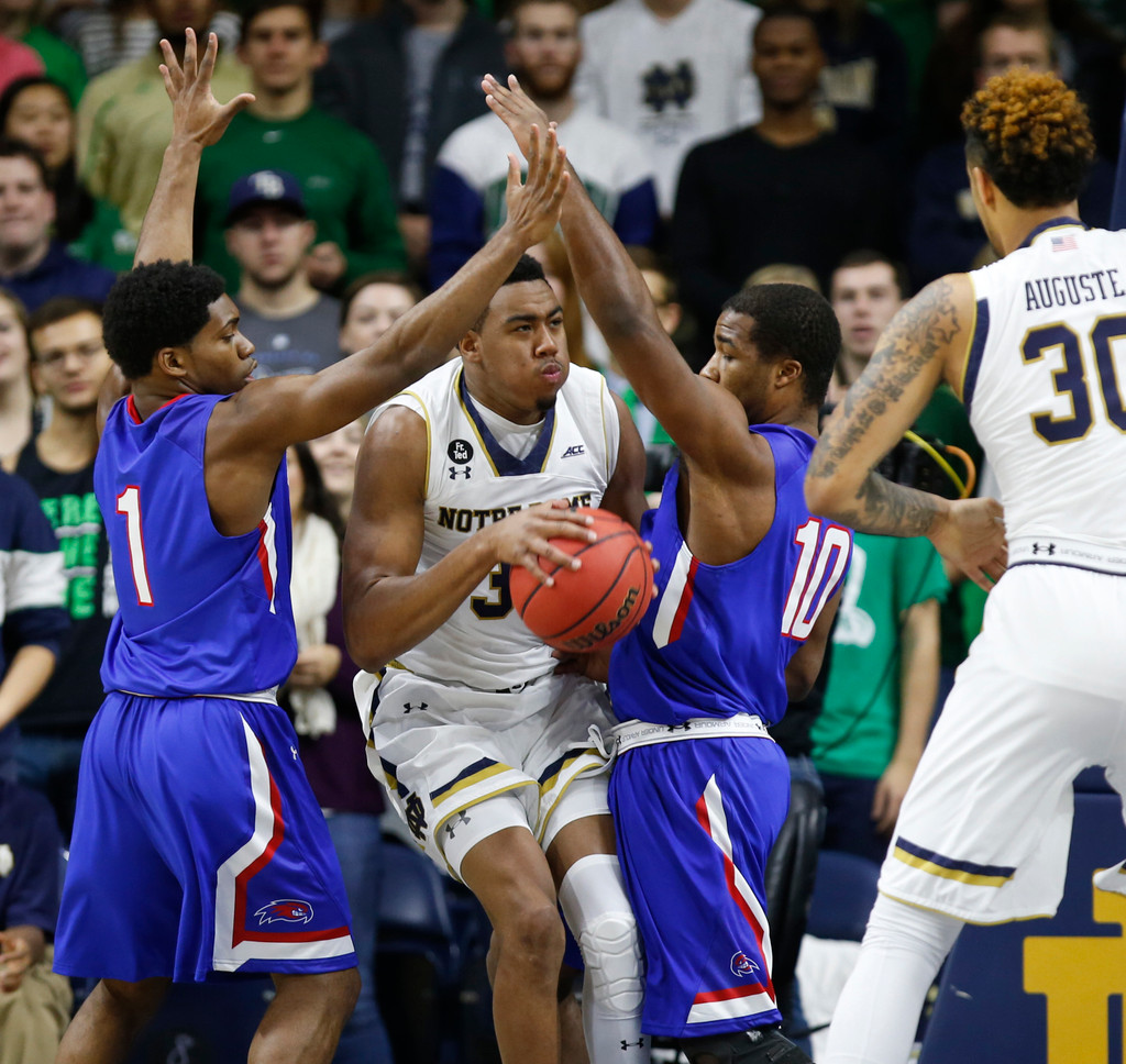 Notre Dame vs. UMass Lowell, 83-57