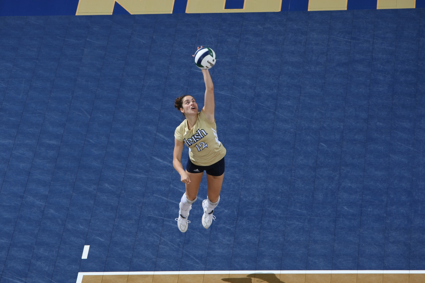 Pivotal Weekend Lies Ahead For Irish Volleyball Cincinnati fell at the hands of the Irish in the opening round of last season's BIG EAST Tournament, 3-2.