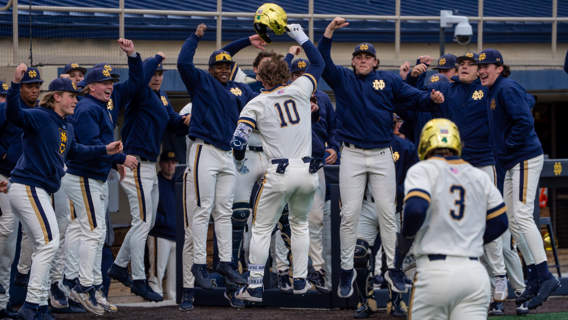 Irish Run-Rule Panthers in Midweek Win Irish Run-Rule Panthers in Midweek Win