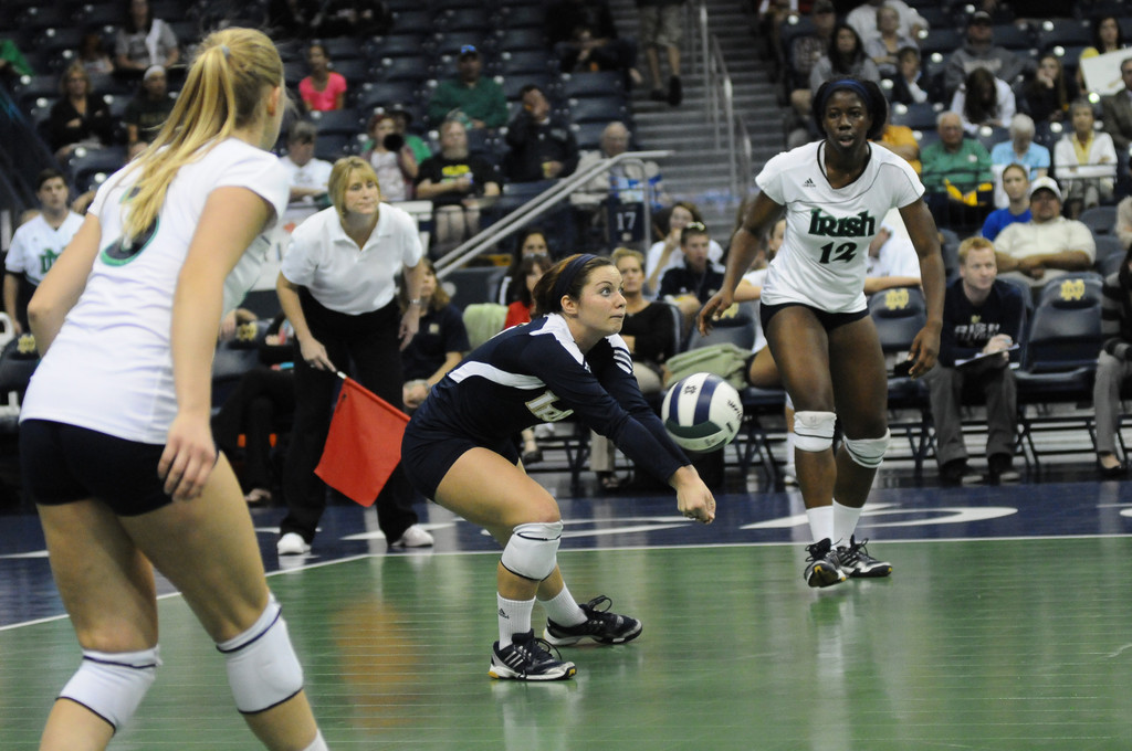 Notre Dame Women's Volleyball vs Syacuse 09-30-2012 Win (3-0)