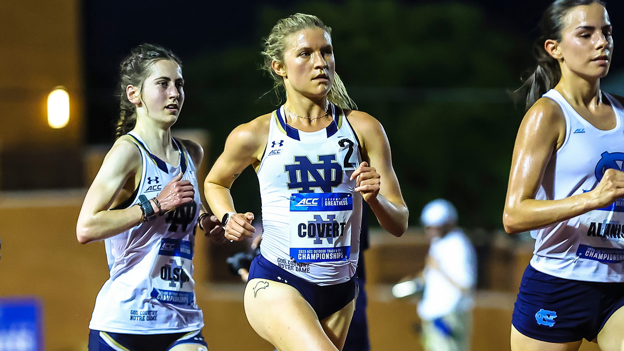 Emily Covert (right) and Arianne Olson (left)