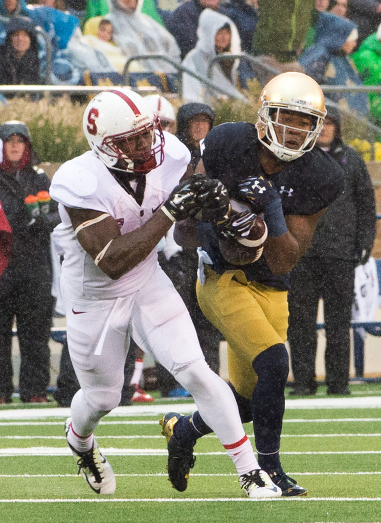 #9/8 Notre Dame 17, #14/13 Stanford 14 (USATSI)