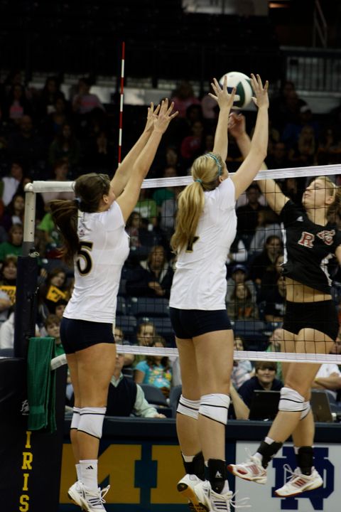 Kristen Dealy (left) and Hilary Eppink (right) look to add a few more blocks - and wins - to Notre Dame's total this weekend.