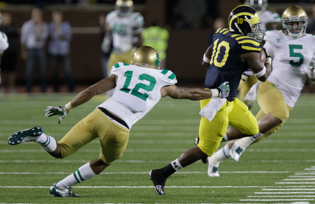 Notre Dame Loses Heartbreaker To Michigan, 35-31 (AP)